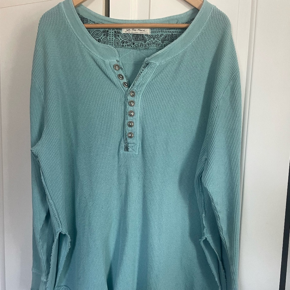 We The Free Aqua Buttoned Long Sleeve Top